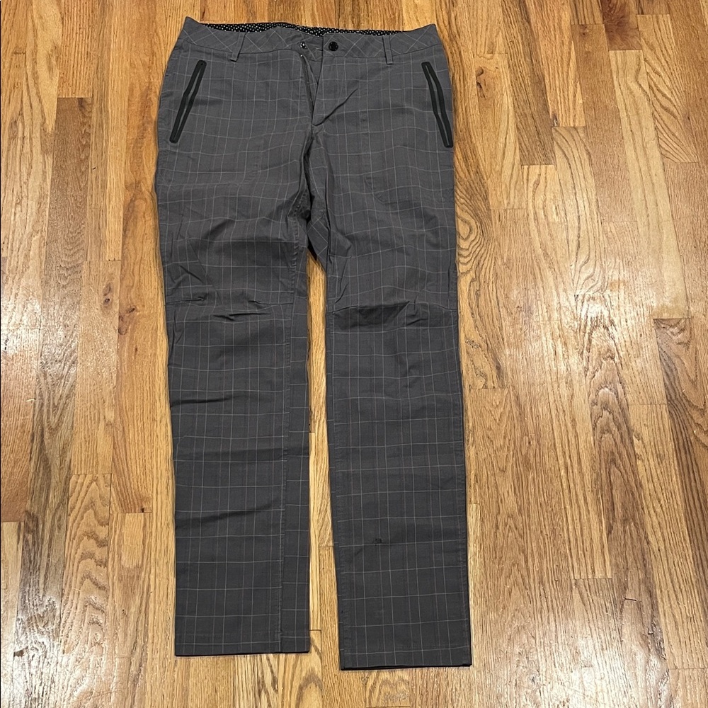 Lululemon Commute Chino Pants - Size 34